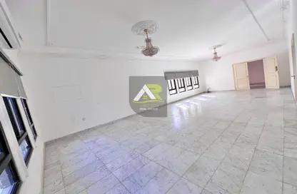 Apartment - 3 Bedrooms - 3 Bathrooms for rent in Saar - Northern Governorate