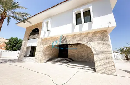 Villa - 5 Bedrooms - 6 Bathrooms for sale in Riffa Al Sharqi - Riffa - Southern Governorate