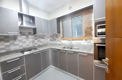 Apartment - 3 Bedrooms - 2 Bathrooms for rent in Tubli - Central Governorate