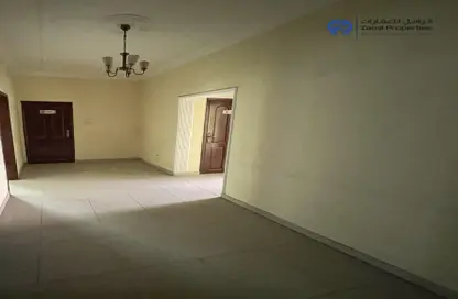 Apartment - 2 Bedrooms - 2 Bathrooms for rent in Zinj - Manama - Capital Governorate