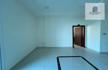 Apartment - 3 Bedrooms - 5 Bathrooms for rent in Hidd - Muharraq Governorate