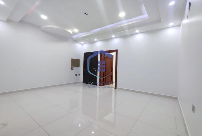 Apartment - 2 Bedrooms - 2 Bathrooms for rent in Jid Ali - Central Governorate