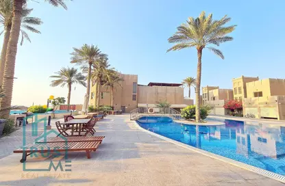 Villa - 4 Bedrooms - 4 Bathrooms for rent in Janabiya - Northern Governorate