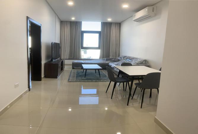 Apartment - 2 Bedrooms - 2 Bathrooms for rent in Zinj - Manama - Capital Governorate