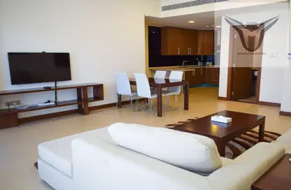 Apartment - 2 Bedrooms - 2 Bathrooms for rent in Al Juffair - Capital Governorate