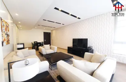 Apartment - 2 Bedrooms - 3 Bathrooms for rent in Sanabis - Manama - Capital Governorate