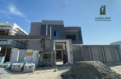 Villa - 3 Bedrooms - 5 Bathrooms for sale in Tubli - Central Governorate