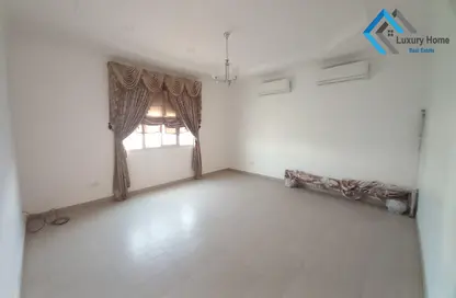 Apartment - 3 Bedrooms - 2 Bathrooms for rent in Bu Quwah - Northern Governorate