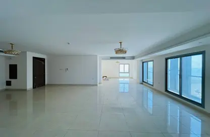 Apartment - 3 Bedrooms - 4 Bathrooms for sale in Hidd - Muharraq Governorate