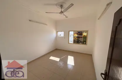 Apartment - 2 Bedrooms - 2 Bathrooms for rent in Hidd - Muharraq Governorate