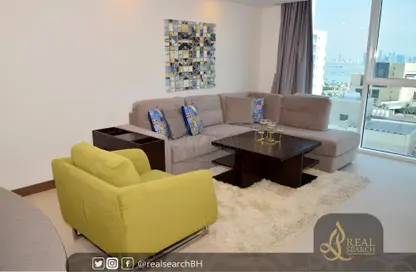 Apartment - 3 Bedrooms - 3 Bathrooms for rent in Busaiteen - Muharraq Governorate