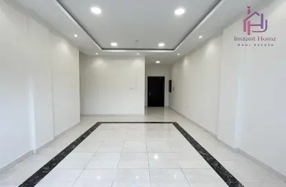 Office Space - Studio - 3 Bathrooms for rent in Seef - Capital Governorate