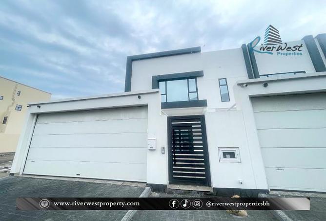 Villa - 4 Bedrooms - 4 Bathrooms for sale in Saar - Northern Governorate