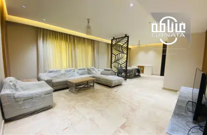 Apartment - 2 Bedrooms - 2 Bathrooms for rent in Al Juffair - Capital Governorate