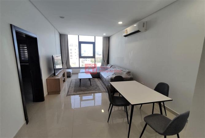 Apartment - 2 Bedrooms - 3 Bathrooms for rent in Zinj - Manama - Capital Governorate