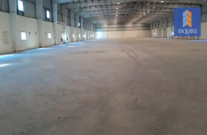 Warehouse - Studio - 1 Bathroom for rent in Hidd - Muharraq Governorate