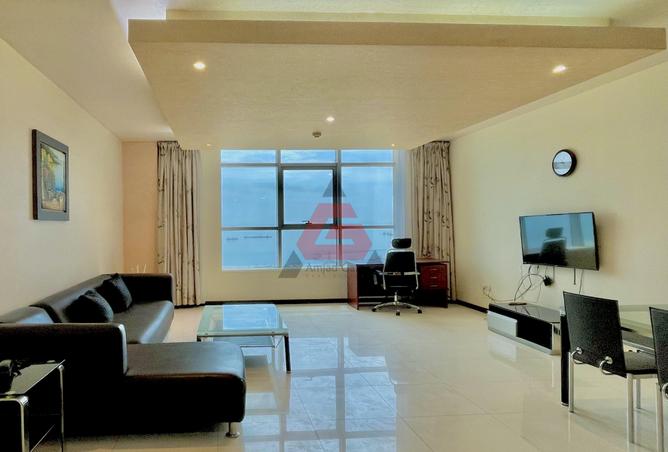 Apartment - 2 Bedrooms - 2 Bathrooms for rent in Al Juffair - Capital Governorate