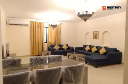 Apartment - 2 Bedrooms - 2 Bathrooms for rent in Al Juffair - Capital Governorate