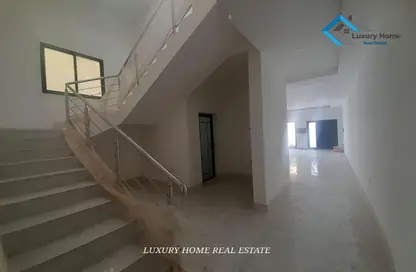 Villa - 4 Bedrooms - 5 Bathrooms for sale in Tubli - Central Governorate