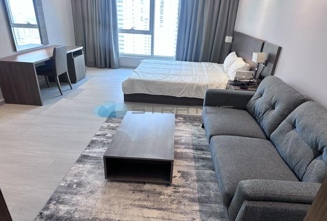 Apartment - 1 Bathroom for sale in Sanabis - Manama - Capital Governorate