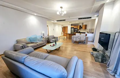 Apartment - 2 Bedrooms - 2 Bathrooms for rent in Sanabis - Manama - Capital Governorate