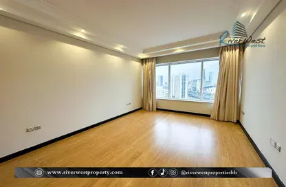 Apartment - 2 Bedrooms - 3 Bathrooms for rent in Abraj Al Lulu - Manama - Capital Governorate