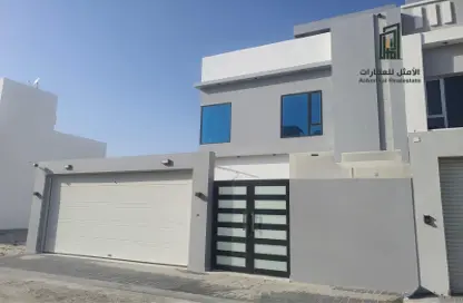 Villa - 4 Bedrooms - 5 Bathrooms for sale in Muharraq - Muharraq Governorate