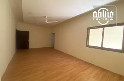 Apartment - 2 Bedrooms - 3 Bathrooms for rent in Bu Kowarah - Riffa - Southern Governorate