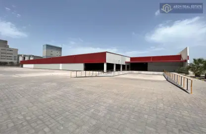 Warehouse - Studio - 7+ Bathrooms for sale in Hidd - Muharraq Governorate