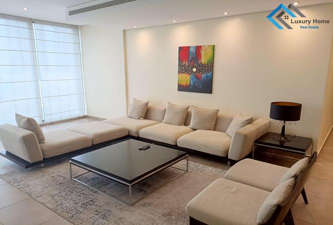 Apartment - 2 Bedrooms - 2 Bathrooms for rent in Sanabis - Manama - Capital Governorate