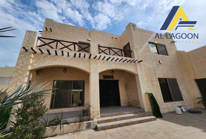 Villa - 4 Bedrooms - 4 Bathrooms for sale in Jurdab - Central Governorate