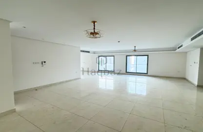 Apartment - 3 Bedrooms - 4 Bathrooms for sale in Hidd - Muharraq Governorate