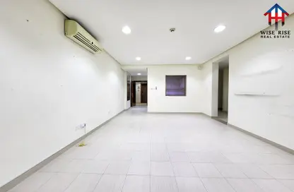 Apartment - 2 Bedrooms - 2 Bathrooms for rent in Janabiya - Northern Governorate