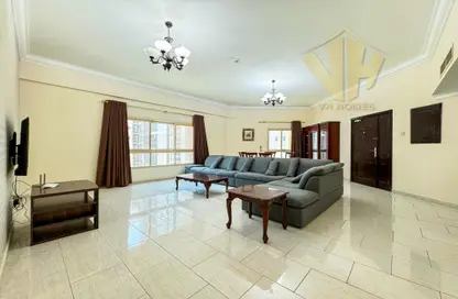 Apartment - 2 Bedrooms - 2 Bathrooms for rent in Al Juffair - Capital Governorate