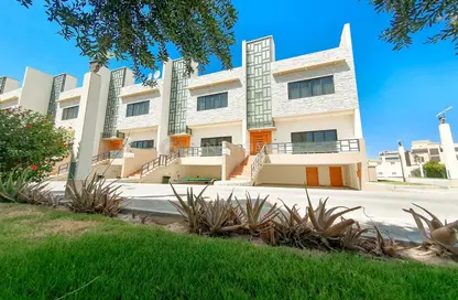 Villa - 3 Bedrooms - 3 Bathrooms for rent in Zallaq - Southern Governorate