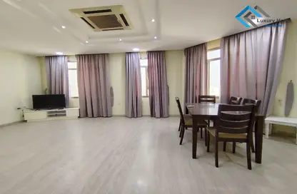 Apartment - 3 Bedrooms - 2 Bathrooms for rent in Hidd - Muharraq Governorate