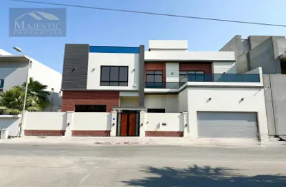 Villa - 5 Bedrooms for sale in Saar - Northern Governorate