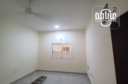 Apartment - 2 Bedrooms - 2 Bathrooms for rent in Diraz - Northern Governorate