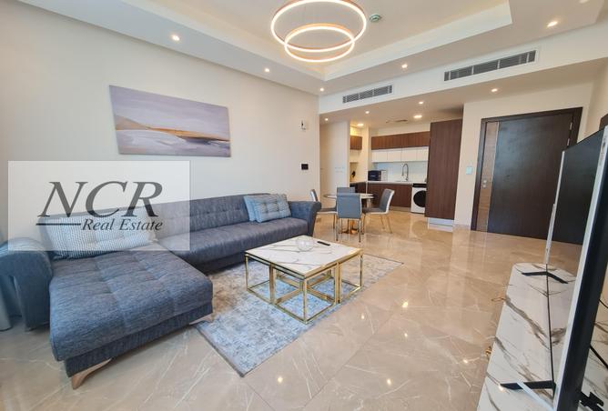 Apartment - 1 Bedroom - 1 Bathroom for sale in Al Juffair - Capital Governorate