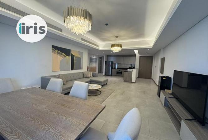 Apartment - 3 Bedrooms - 3 Bathrooms for rent in Al Juffair - Capital Governorate