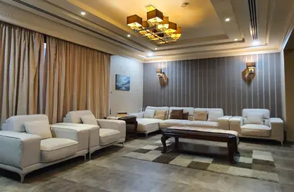 Apartment - 3 Bedrooms - 4 Bathrooms for rent in Hidd - Muharraq Governorate