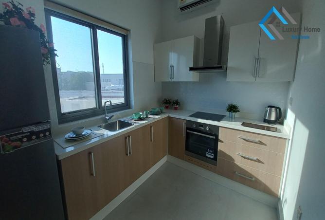 Apartment - 2 Bedrooms - 2 Bathrooms for rent in Janabiya - Northern Governorate