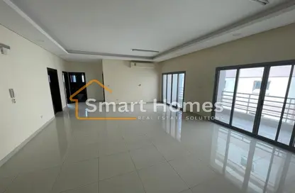 Apartment - 2 Bedrooms - 2 Bathrooms for rent in Busaiteen - Muharraq Governorate