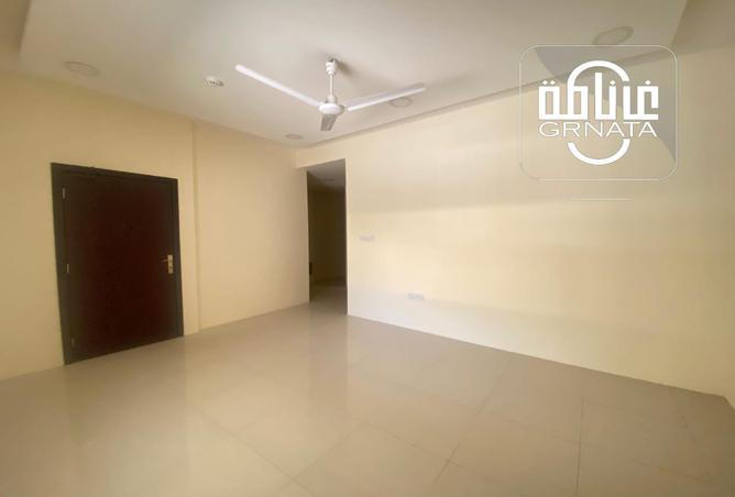 Apartment - 2 Bedrooms - 3 Bathrooms for rent in Riffa - Southern Governorate