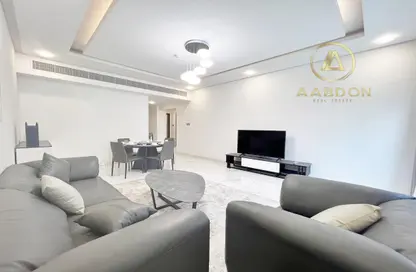 Apartment - 2 Bedrooms - 2 Bathrooms for rent in Al Juffair - Capital Governorate