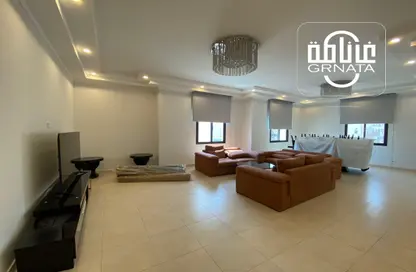 Apartment - 2 Bedrooms - 3 Bathrooms for rent in Bu Kowarah - Riffa - Southern Governorate