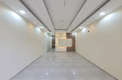 Apartment - 4 Bedrooms - 5 Bathrooms for sale in Hidd - Muharraq Governorate