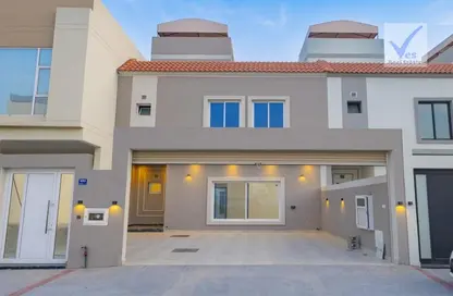 Villa - 4 Bedrooms - 5 Bathrooms for sale in Malkiyah - Northern Governorate