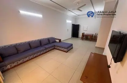 Apartment - 2 Bedrooms - 2 Bathrooms for rent in Mahooz - Manama - Capital Governorate