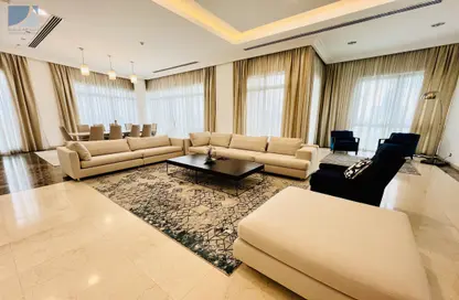 Penthouse - 4 Bedrooms - 6 Bathrooms for sale in Reef Island - Capital Governorate